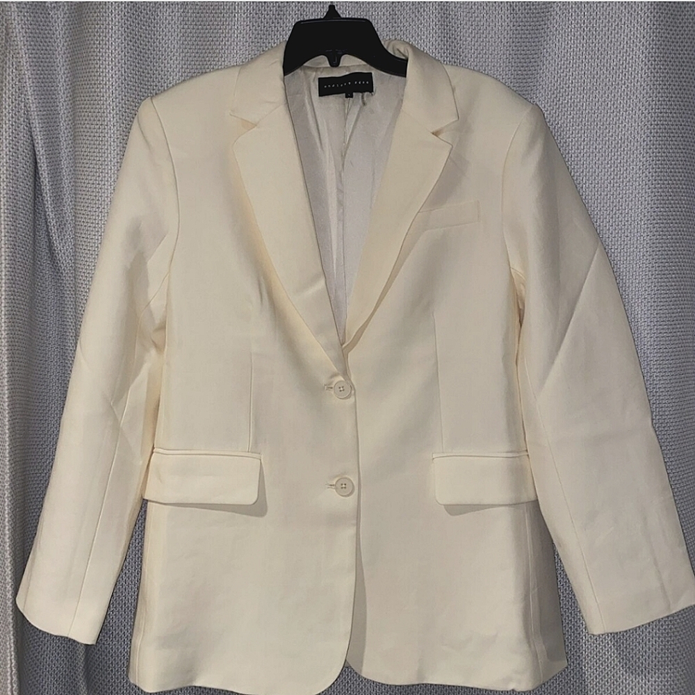 ENDLESS ROSE BLAZER in a Cream color size L - Picture 1 of 12